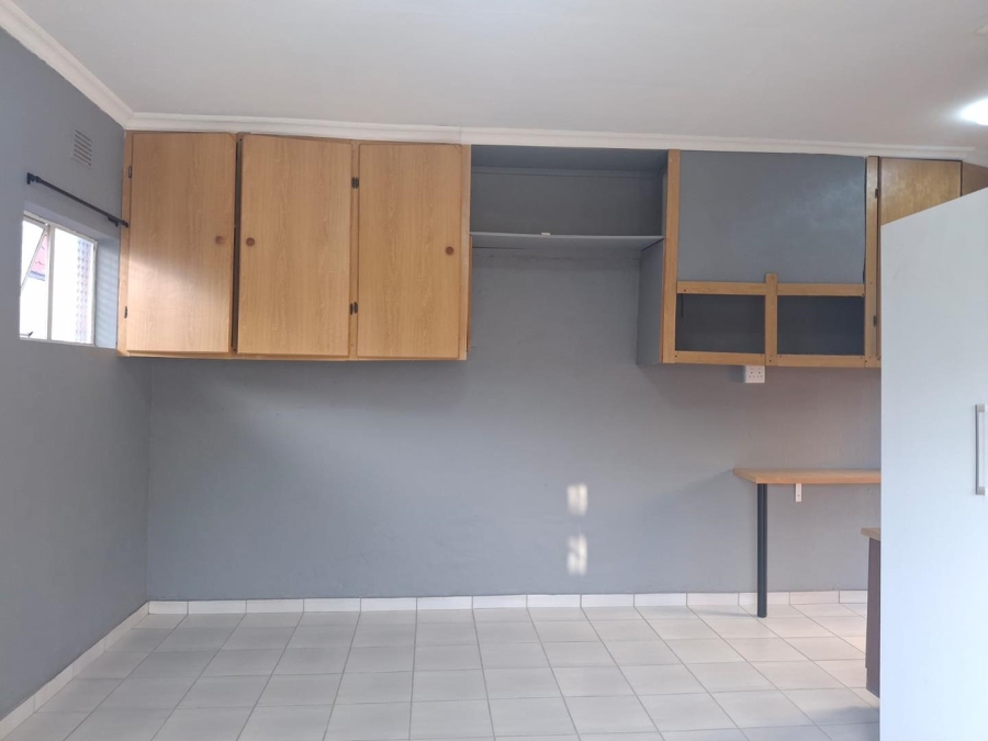 To Let 1 Bedroom Property for Rent in Monument Heights Northern Cape